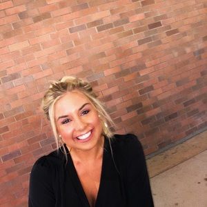 Meet your Posher, Mckya